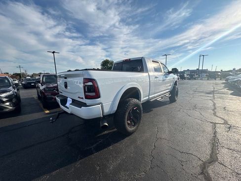Used 2019 RAM 2500 Laramie w/ Night Edition AWD/4WD image 4