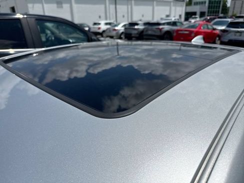 Used 2015 Chevrolet Impala LTZ FWD image 9
