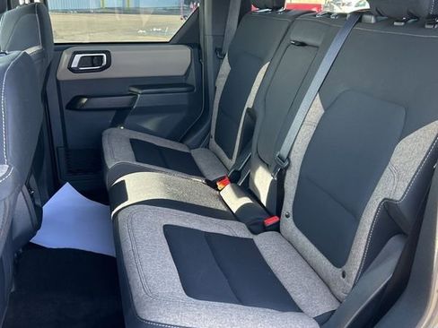 Used 2025 Ford Bronco Big Bend AWD/4WD image 6