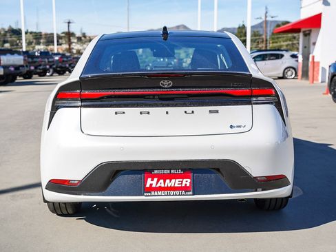 New 2026 Toyota Prius Limited image 10