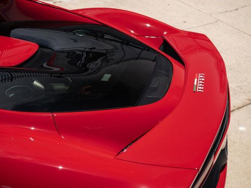 Used 2023 Ferrari 296 GTB RWD image 18