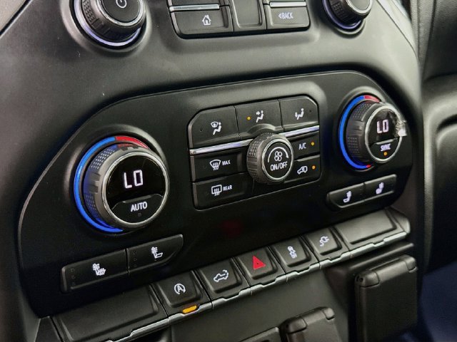 Used 2020 Chevrolet Silverado 1500 LT w/ All-Star Edition AWD/4WD image 17