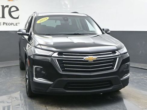 Used 2023 Chevrolet Traverse LT w/ LT Premium Package image 51