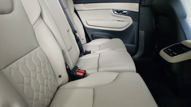 Used 2027 Volvo XC90 B6 Plus AWD/4WD image 36