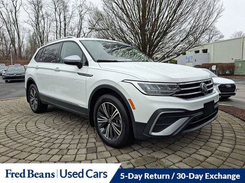 Certified 2024 Volkswagen Tiguan Wolfsburg Edition image 1
