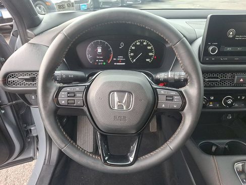 Used 2024 Honda HR-V Sport image 19
