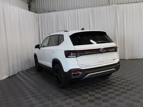 New 2025 Volkswagen Taos SEL AWD/4WD image 25
