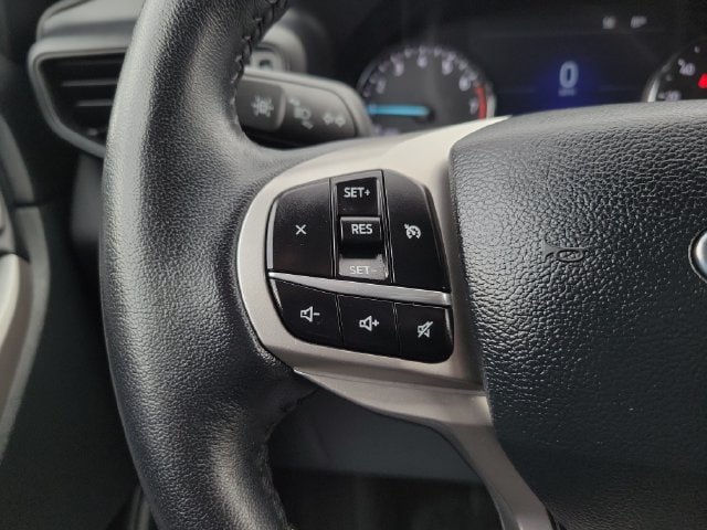 Used 2024 Ford Explorer XLT RWD image 24