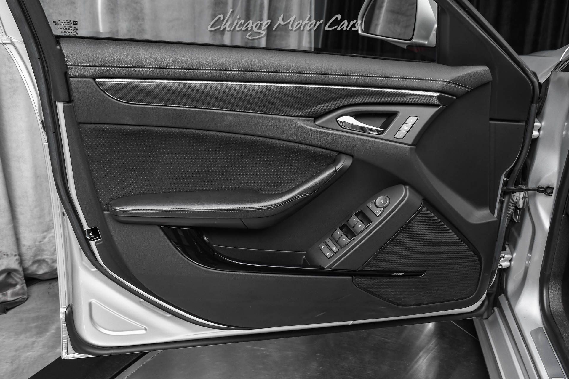Used 2010 Cadillac CTS V RWD image 28