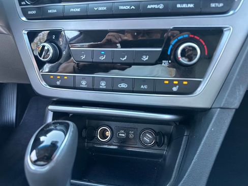 Used 2016 Hyundai Sonata Sport w/ Option Group 1V image 28