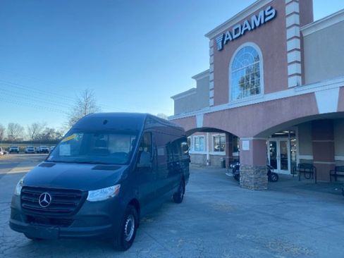 Used 2019 Mercedes-Benz Sprinter 170 image 1