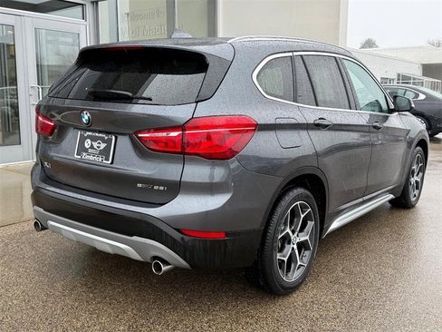 Used 2018 BMW X1 sDrive28i w/ Convenience Package image 3