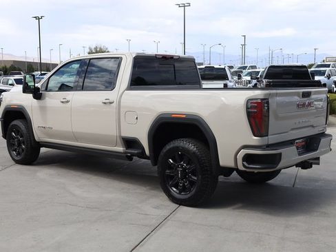 New 2026 GMC Sierra 3500 AT4 w/ AT4 Premium Plus Package AWD/4WD image 4