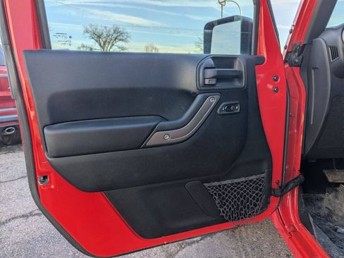 Used 2017 Jeep Wrangler Unlimited Sport w/ Quick Order Package 24S AWD/4WD image 12