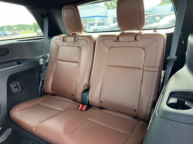 Used 2024 Lincoln Aviator Reserve w/ Equipment Group 201A AWD/4WD image 5