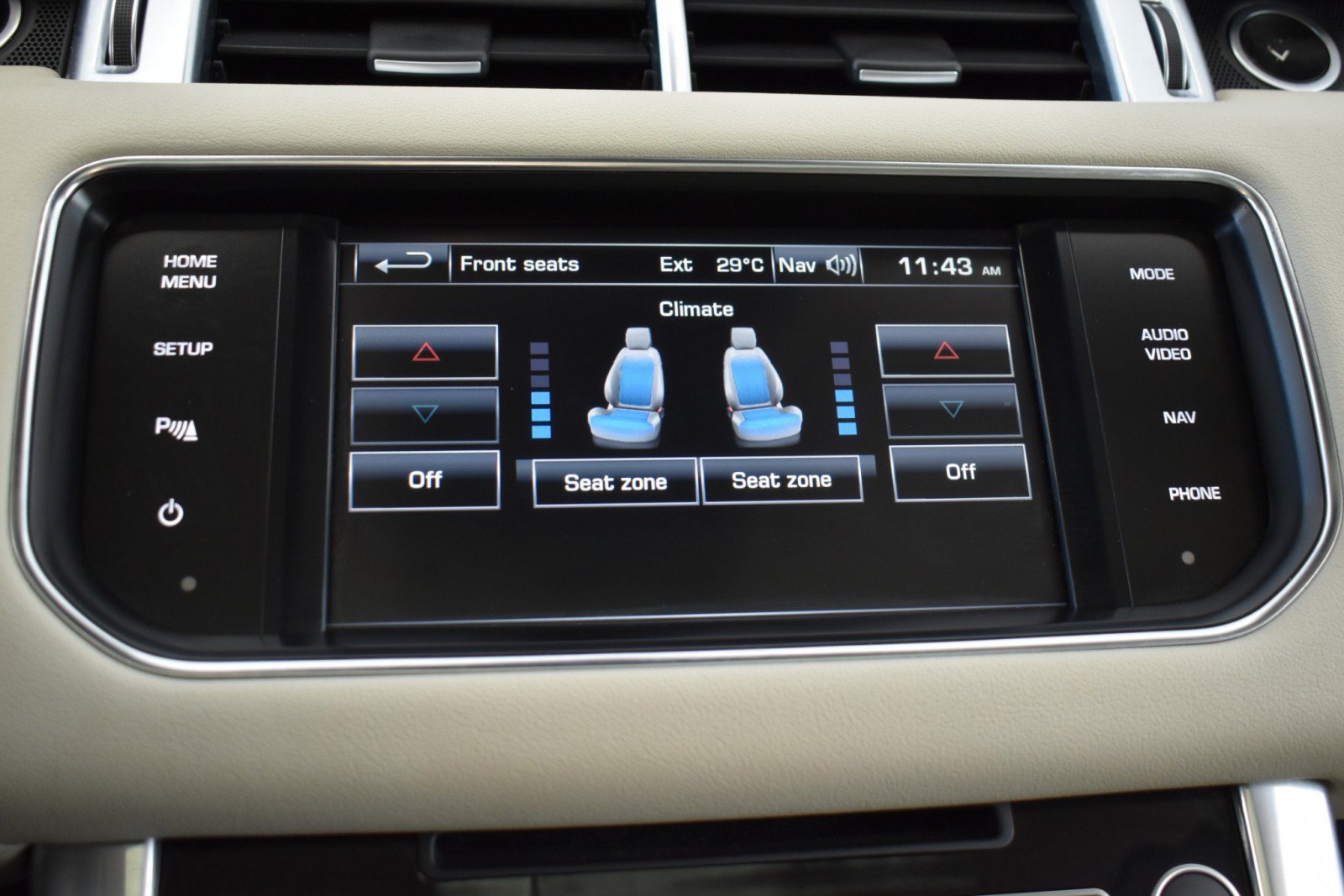 Used 2015 Land Rover Range Rover Sport HSE AWD/4WD image 17