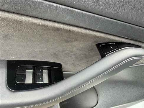 Used 2020 Tesla Model 3 Standard Range Plus RWD image 14