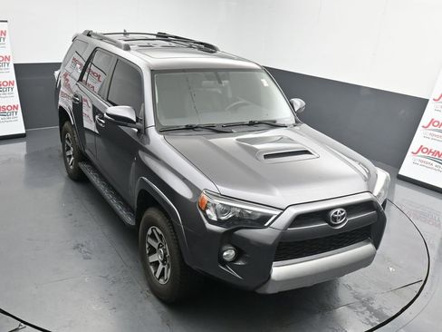 Used 2019 Toyota 4Runner TRD Off-Road Premium image 23