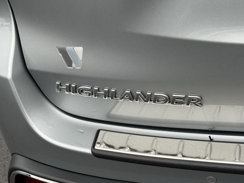 Used 2019 Toyota Highlander Limited image 50