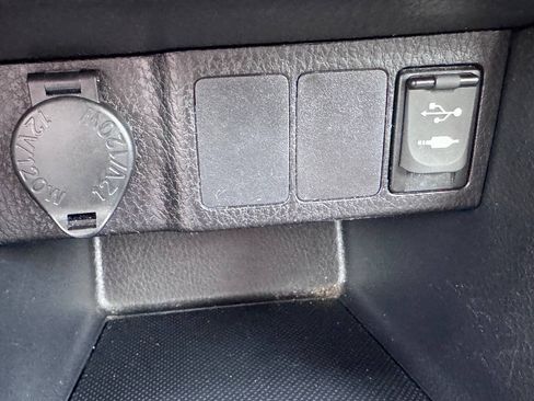 Used 2017 Toyota Corolla LE FWD image 22