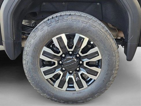 Used 2025 GMC Sierra 2500 Denali Ultimate AWD/4WD image 22