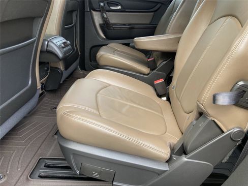 Used 2017 GMC Acadia Limited SLT image 26