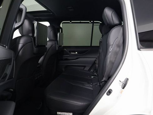 New 2026 Lexus LX 600 4WD w/ Luxury Package image 6