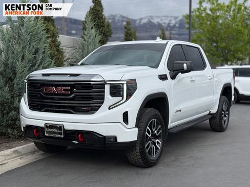 Used 2024 GMC Sierra 1500 AT4 w/ Technology Package image 3