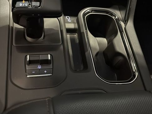 Used 2023 GMC Sierra 1500 AT4 w/ AT4 Preferred Package image 28