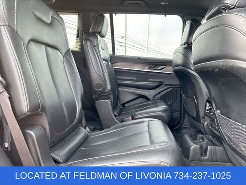 Used 2024 Jeep Grand Cherokee L Limited w/ Luxury Tech Group II image 27