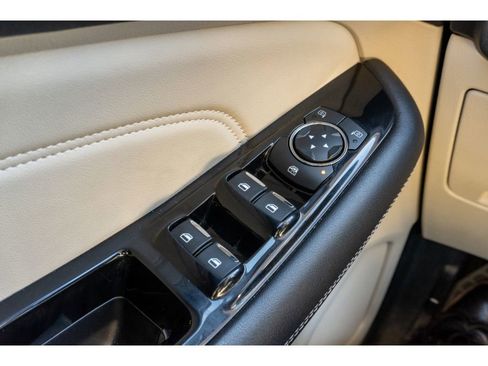 Used 2019 Ford Edge Titanium w/ Equipment Group 301A image 28