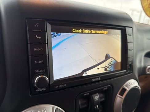 Used 2016 Jeep Wrangler Unlimited Sahara w/ Max Tow Package image 24