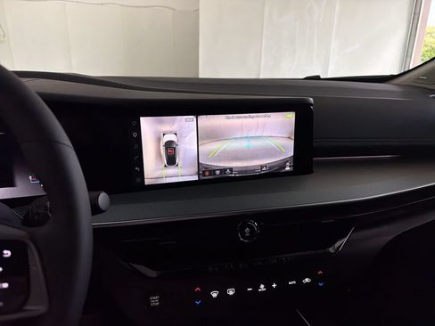 New 2026 Nissan Murano Platinum w/ Cargo Package AWD/4WD image 29