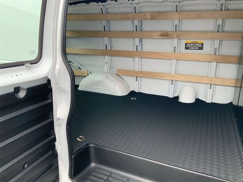 Certified 2023 GMC Savana 2500 w/ Driver Convenience Package image 23