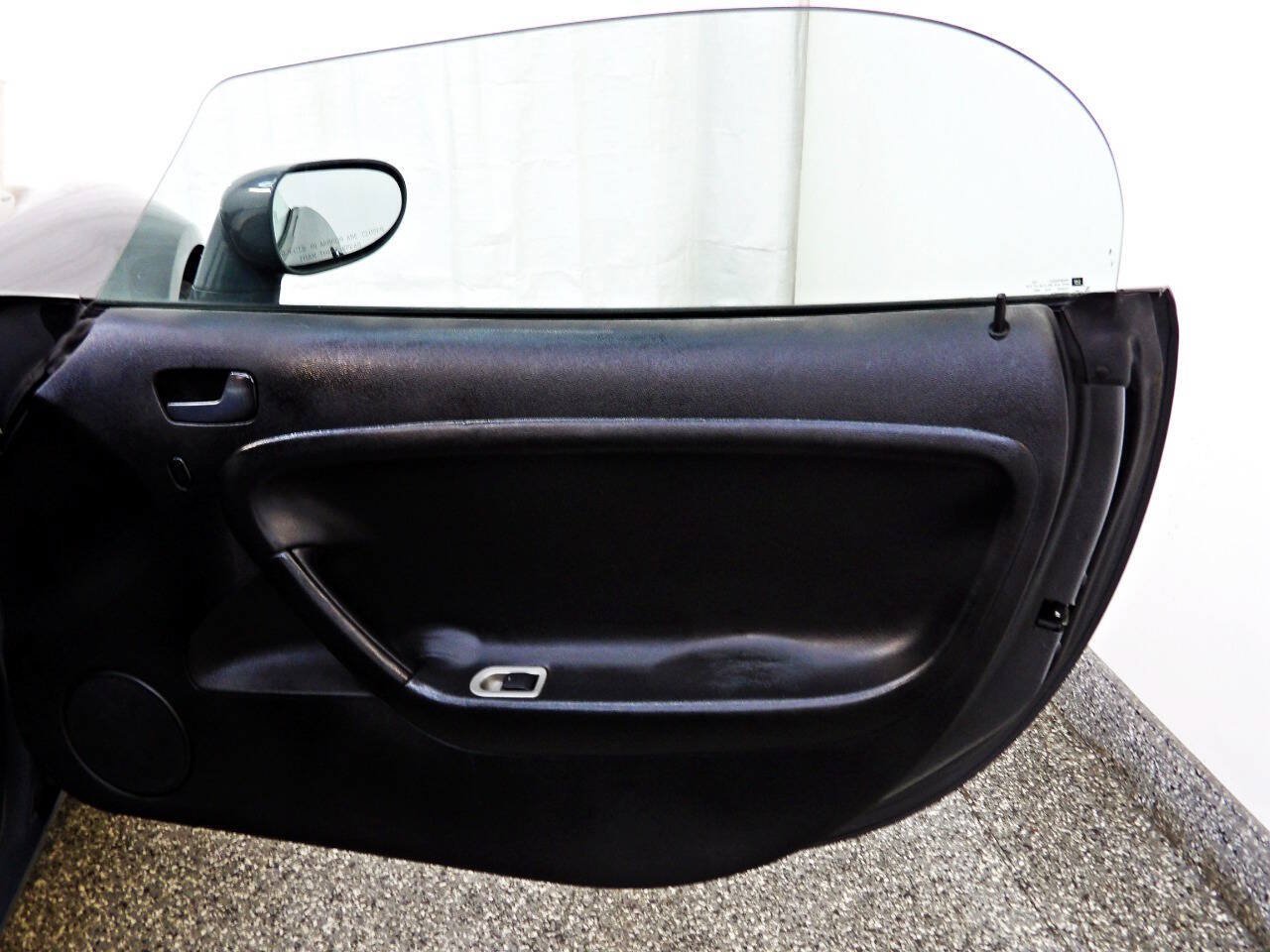 Used 2008 Pontiac Solstice GXP w/ Premium Package RWD image 12