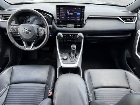 Used 2022 Toyota RAV4 XSE AWD/4WD image 28