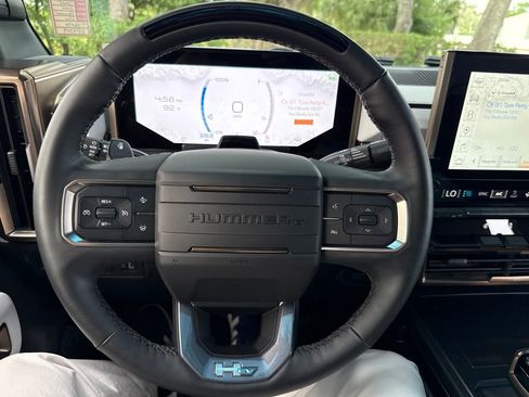 Used 2025 GMC Hummer EV 3X AWD/4WD image 57