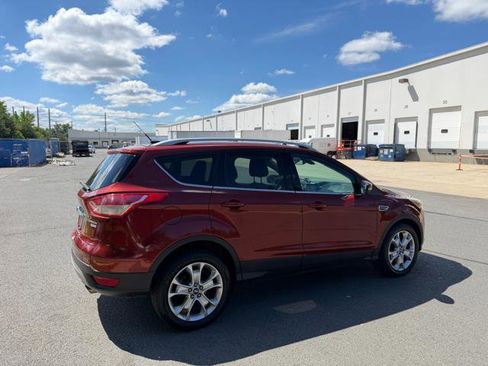 Used 2014 Ford Escape Titanium w/ Equipment Group 401A AWD/4WD image 5