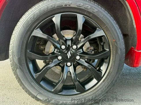 Used 2019 Dodge Durango GT image 39