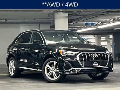 Used 2020 Audi Q3 2.0T Premium w/ Convenience Package image 3