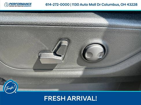 Used 2025 RAM 1500 Big Horn AWD/4WD image 16