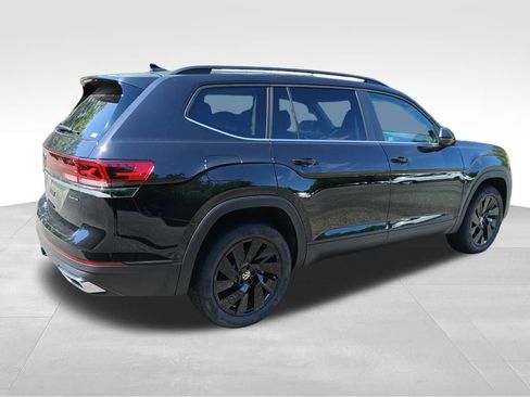 New 2025 Volkswagen Atlas SE image 5