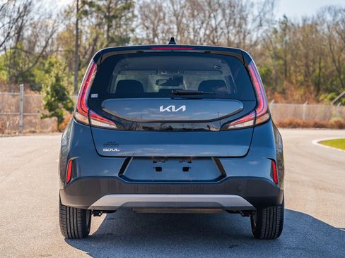Used 2024 Kia Soul LX w/ Option Group 015 image 8