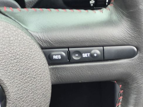 Used 2009 Ford Mustang Shelby GT500 RWD image 24