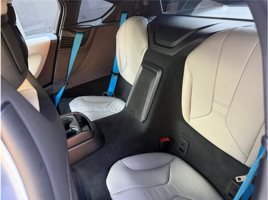 Used 2015 BMW i8 AWD/4WD image 32