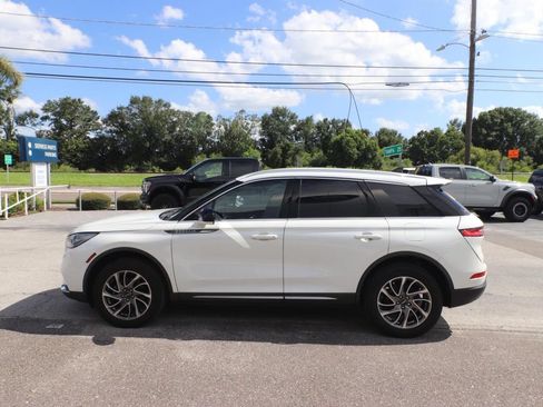 Used 2022 Lincoln Corsair FWD image 7