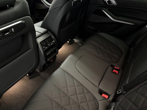 New 2026 BMW X5 sDrive40i w/ M Sport Package image 22