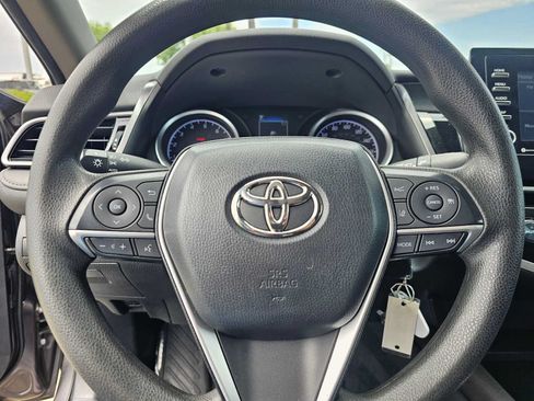 Used 2023 Toyota Camry LE FWD image 22