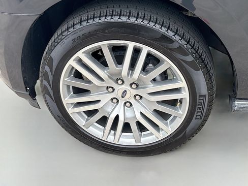 Used 2024 Ford Expedition Limited RWD image 33