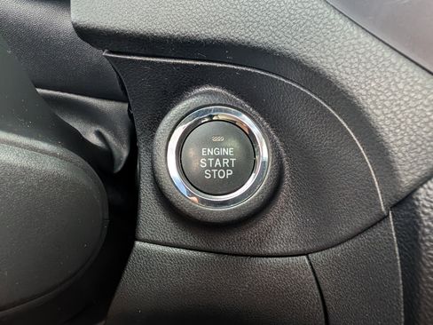 Used 2022 Subaru Ascent Limited w/ Technology Package image 36